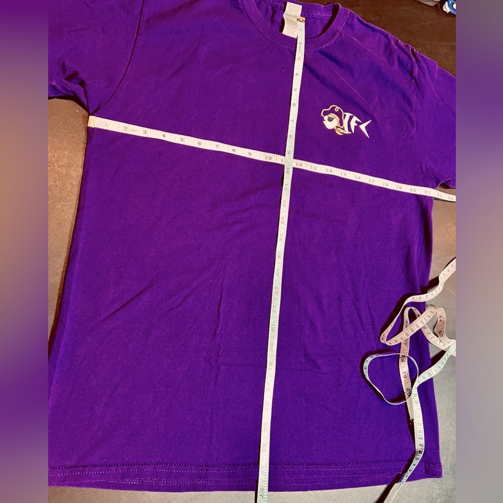 East Carolina University Pirates T-Shirt - Picture 5 of 5